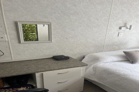 Photo of property in 347 Upper Drive, Greenhithe, Auckland, 0632