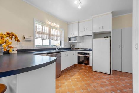 Photo of property in 1 Matua Road, Matua, Tauranga, 3110