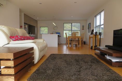 Photo of property in 67 Saddleback Grove, Karori, Wellington, 6012