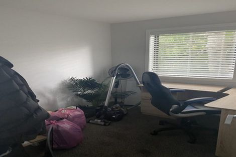 Photo of property in 6a Huia Street, Tawa, Wellington, 5028