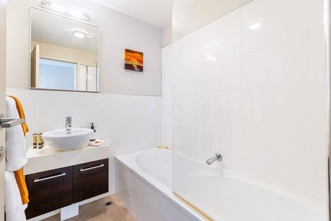 Photo of property in 16 Parkside Drive, Orewa, 0931