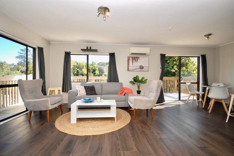 Photo of property in 2/47 Flaxdale Street, Birkdale, Auckland, 0626