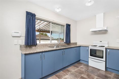 Photo of property in 22 Cottingham Crescent, Mangere East, Auckland, 2024