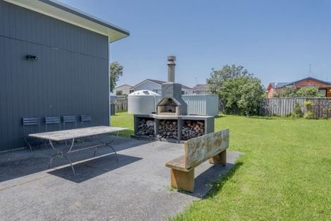 Photo of property in 38 Rua Avenue, Waitarere Beach, Levin, 5510