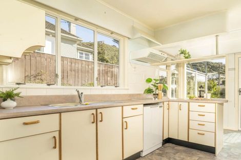 Photo of property in 159 Broderick Road, Johnsonville, Wellington, 6037