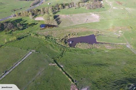 Photo of property in 25 Hull Road, Waitoki, Kaukapakapa, 0871