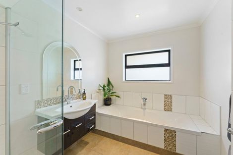 Photo of property in 205 Taylors Road, Otaki, 5583