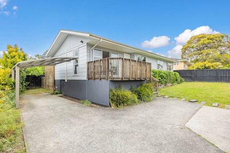 Photo of property in 138 Moire Road, West Harbour, Auckland, 0618