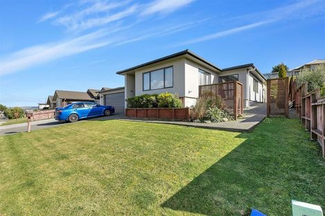 Photo of property in 52 Aotea Drive, Aotea, Porirua, 5024