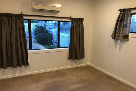 Photo of property in 8 Hamlin Road, Mount Wellington, Auckland, 1060