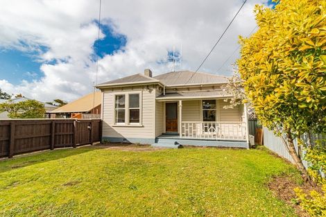 Photo of property in 65 Gonville Avenue, Gonville, Whanganui, 4501