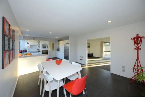 Photo of property in 12 Thoresby Mews, Avonhead, Christchurch, 8042