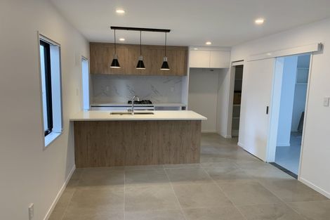 Photo of property in 40b Spencer Road, Pinehill, Auckland, 0632