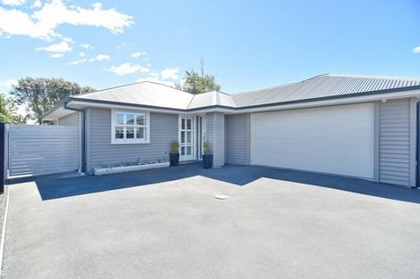 Photo of property in 9a Sylvia Street, Parklands, Christchurch, 8083