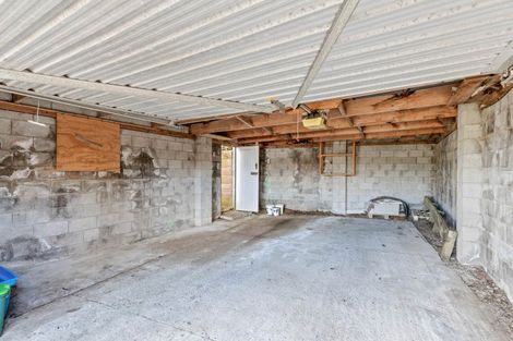 Photo of property in 35 Hua Street, Bell Block, New Plymouth, 4312