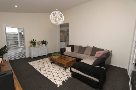 Photo of property in 8 Whiteoak Grove, Tinwald, Ashburton, 7700