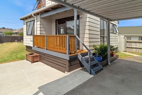 Photo of property in 16b Bay Street, Red Beach, 0932