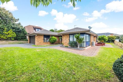 Photo of property in 10 Orangewood Drive, Northpark, Auckland, 2013