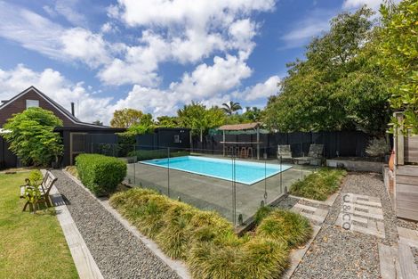 Photo of property in 55 Kaipara Portage Road, Riverhead, 0820