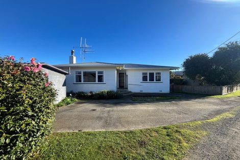 Photo of property in 9 Iti Street, Otaki, 5512