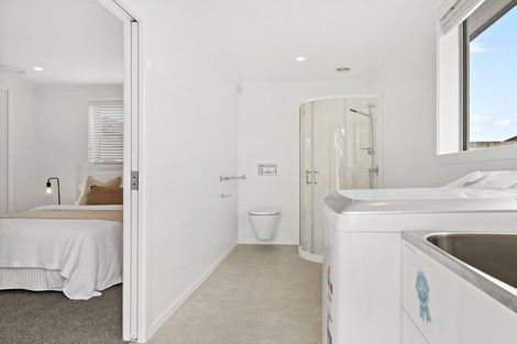 Photo of property in 21 Eric Farley Drive, Kumeu, 0810