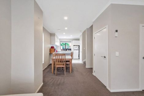 Photo of property in 4/89 Hobsonville Point Road, Hobsonville, Auckland, 0616