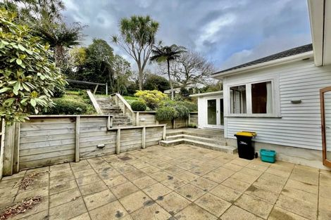 Photo of property in 4 Newcombe Crescent, Karori, Wellington, 6012