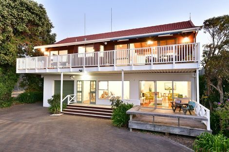 Photo of property in 89 The Esplanade, Manly, Whangaparaoa, 0930