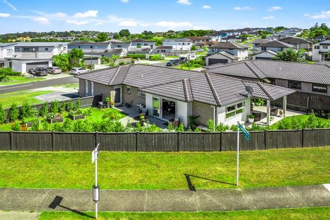 Photo of property in 2 Maylee Crescent, Gulf Harbour, Whangaparaoa, 0930