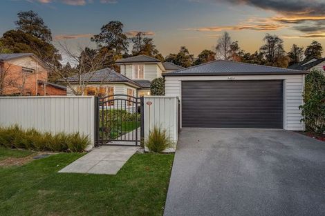 Photo of property in 15 Ngahere Street, Fendalton, Christchurch, 8041