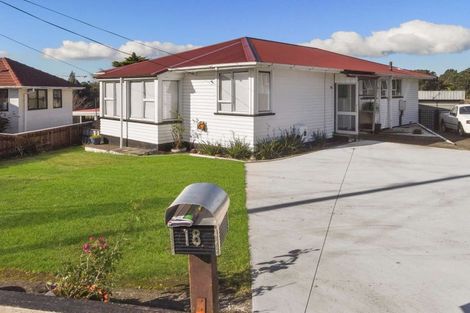 Photo of property in 18 Endeavour Street, Marfell, New Plymouth, 4310