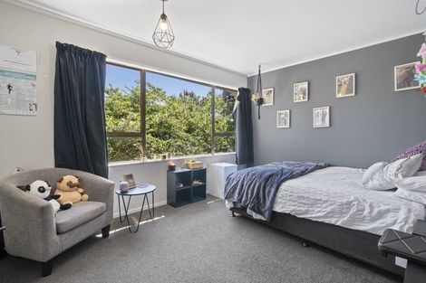 Photo of property in 33 Discovery Drive, Whitby, Porirua, 5024