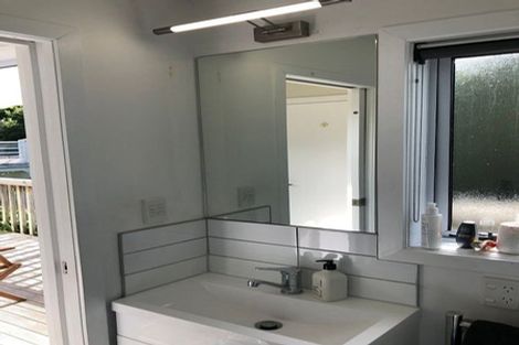 Photo of property in 6 Melville Street, Tawa, Wellington, 5028