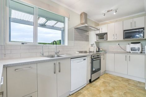 Photo of property in 79 Egerton Road, Winton, 9781