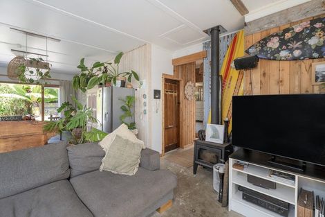 Photo of property in 8 Laycock Road, Tairua, 3508