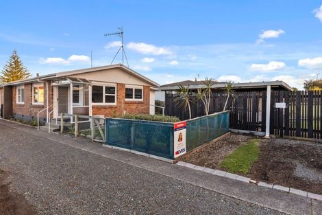 Photo of property in 1/1252 Cameron Road, Gate Pa, Tauranga, 3112