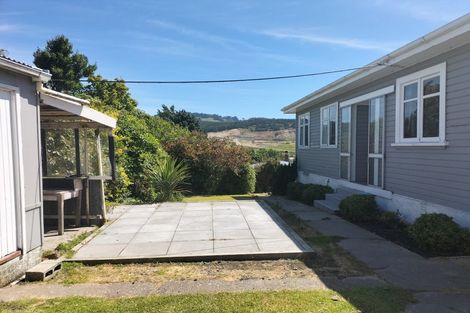 Photo of property in 6 Scotland Terrace, Green Island, Dunedin, 9018