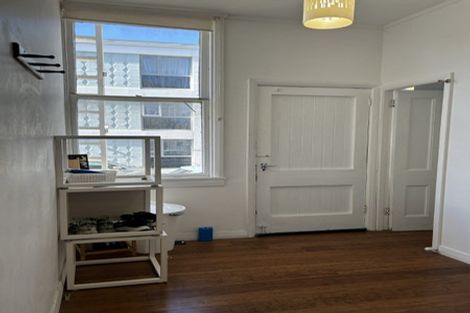 Photo of property in 61-61a Brougham Street, Mount Victoria, Wellington, 6011