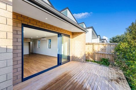 Photo of property in 25 John Gray Street, Papakura, 2110