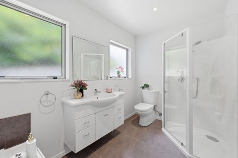 Photo of property in 218a Sturges Road, Henderson, Auckland, 0612