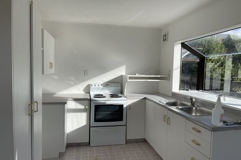 Photo of property in 2/1 Raleigh Road, Northcote, Auckland, 0627