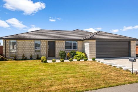 Photo of property in 21 Pajet Street, Marshland, Christchurch, 8083