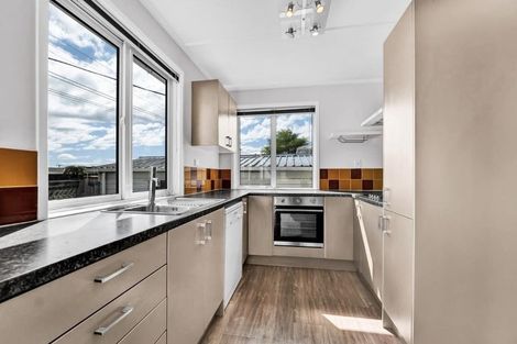 Photo of property in 1/324 Carrington Street, Vogeltown, New Plymouth, 4310