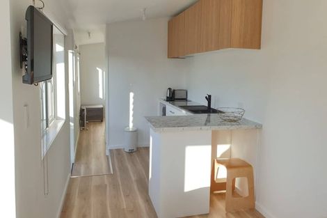 Photo of property in 122 Constable Street, Newtown, Wellington, 6021