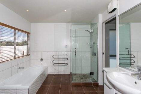 Photo of property in 41 Le Quesne Road, Bay View, Napier, 4104