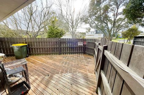 Photo of property in 38 Neal Avenue, Glenfield, Auckland, 0629