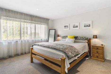 Photo of property in 17 Sea View Terrace, Cockle Bay, Auckland, 2014