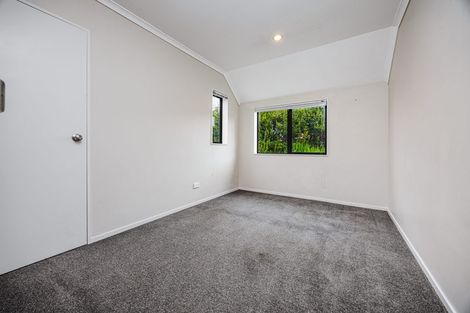 Photo of property in 31d Chieftain Rise, Goodwood Heights, Auckland, 2105
