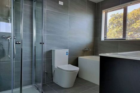 Photo of property in 147a Pigeon Mountain Road, Half Moon Bay, Auckland, 2012