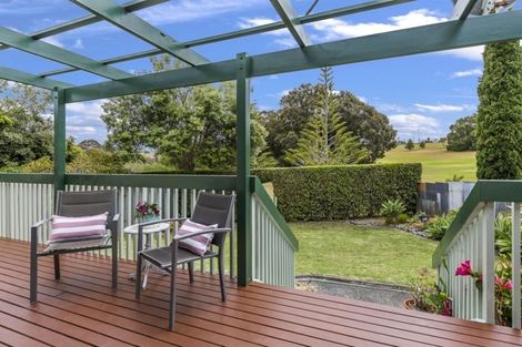 Photo of property in 40 Foster Crescent, Snells Beach, 0920